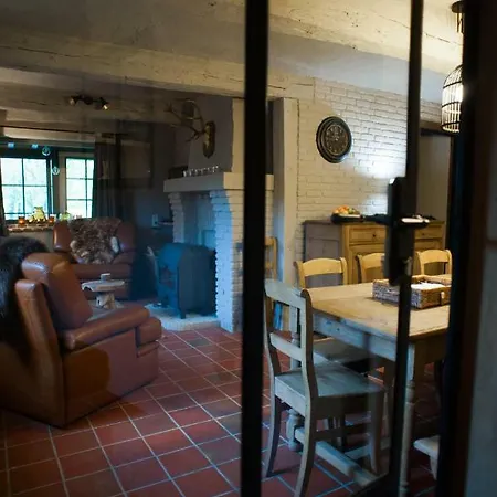 Au Bord De L'aisne Érezée